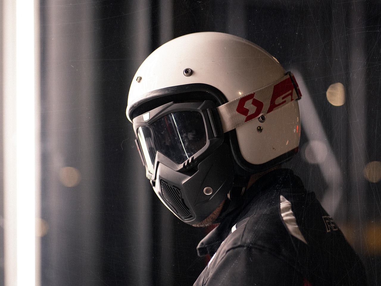 豪利时树叶爆珠：理财老师推荐平台证券开户